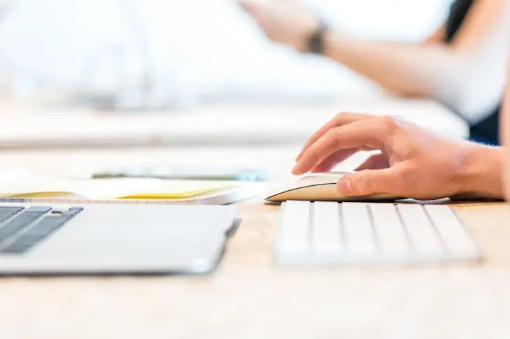 How does a pre-IPO company pay stock to employees?
